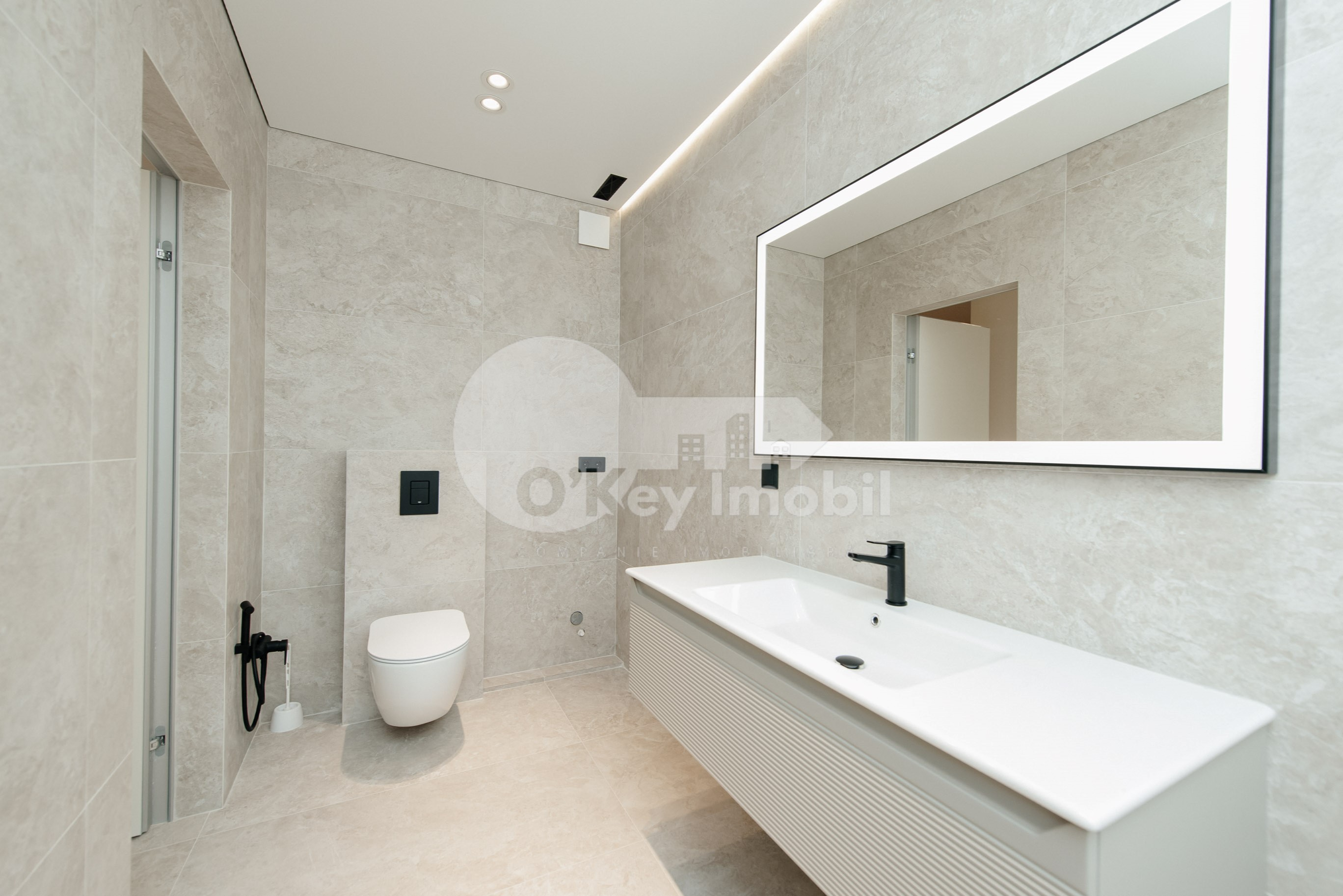 Apartament, Buiucani, ION BUZDUGAN