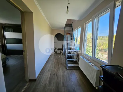 Casă, CRIULENI