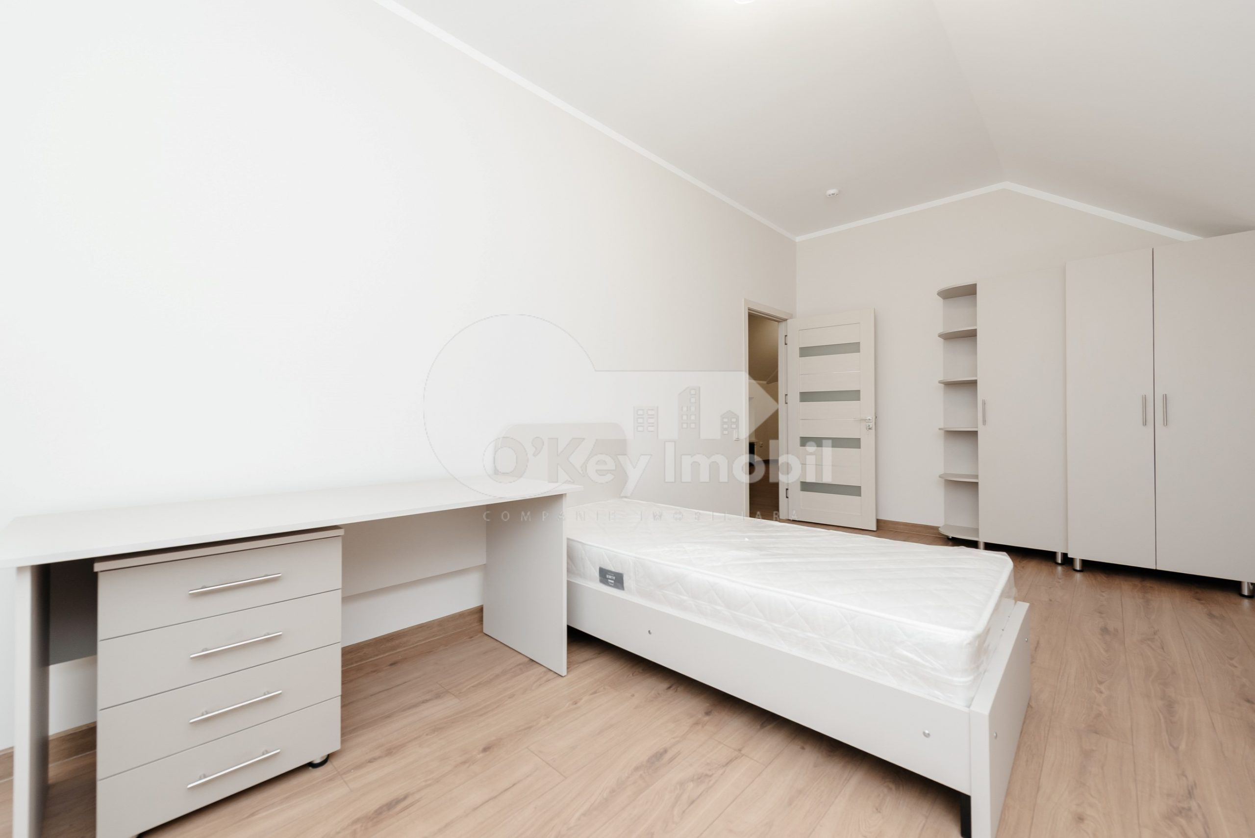 Apartament, STĂUCENI