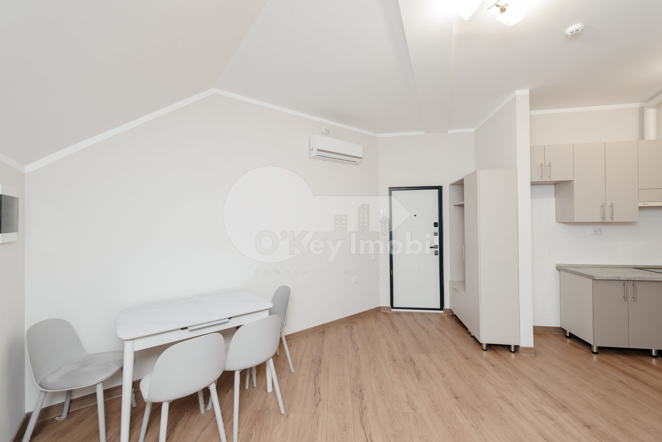 Apartament, STĂUCENI