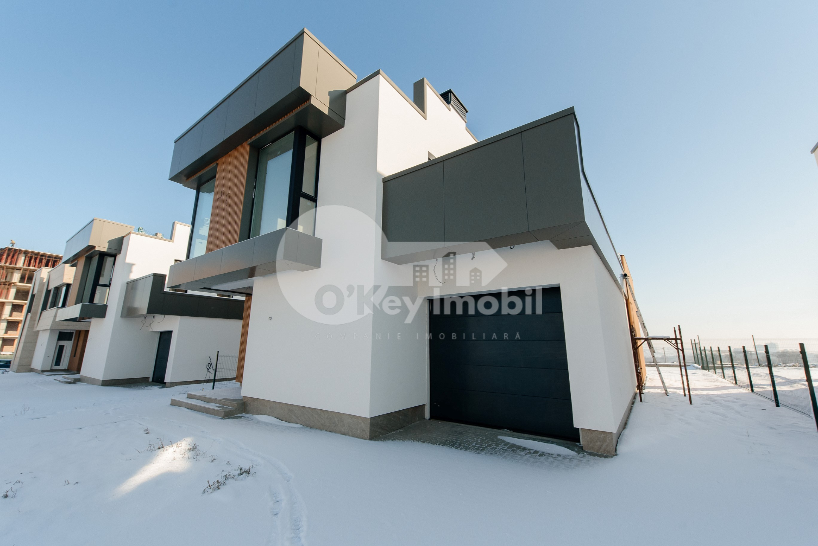 Casă, Botanica, DACIA