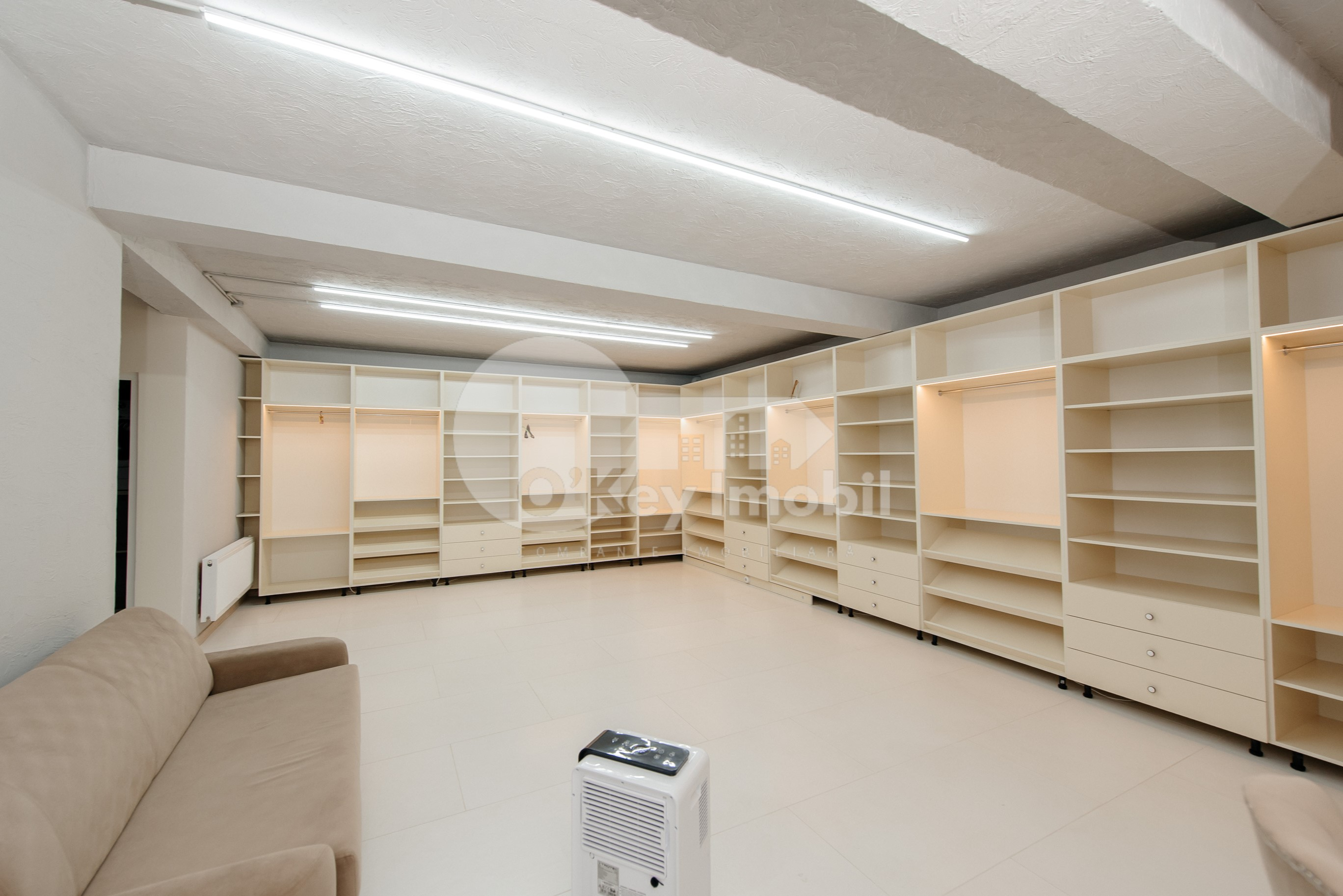 Casă,  Botanica, MUZELOR