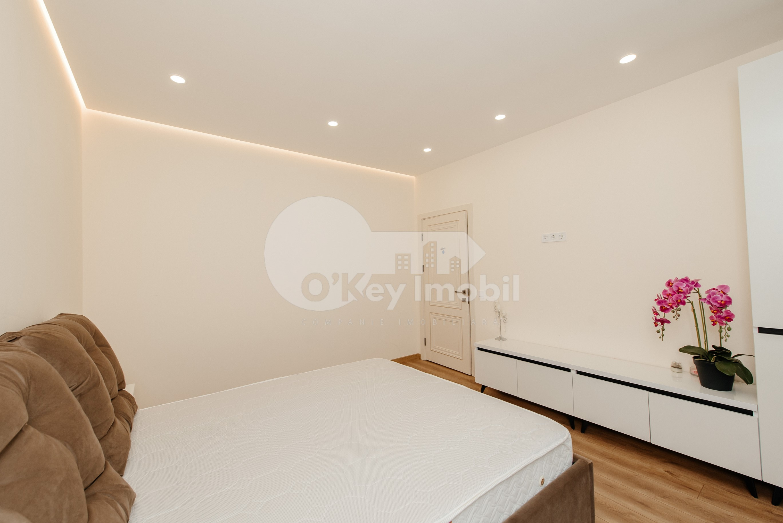 Casă,  Botanica, MUZELOR