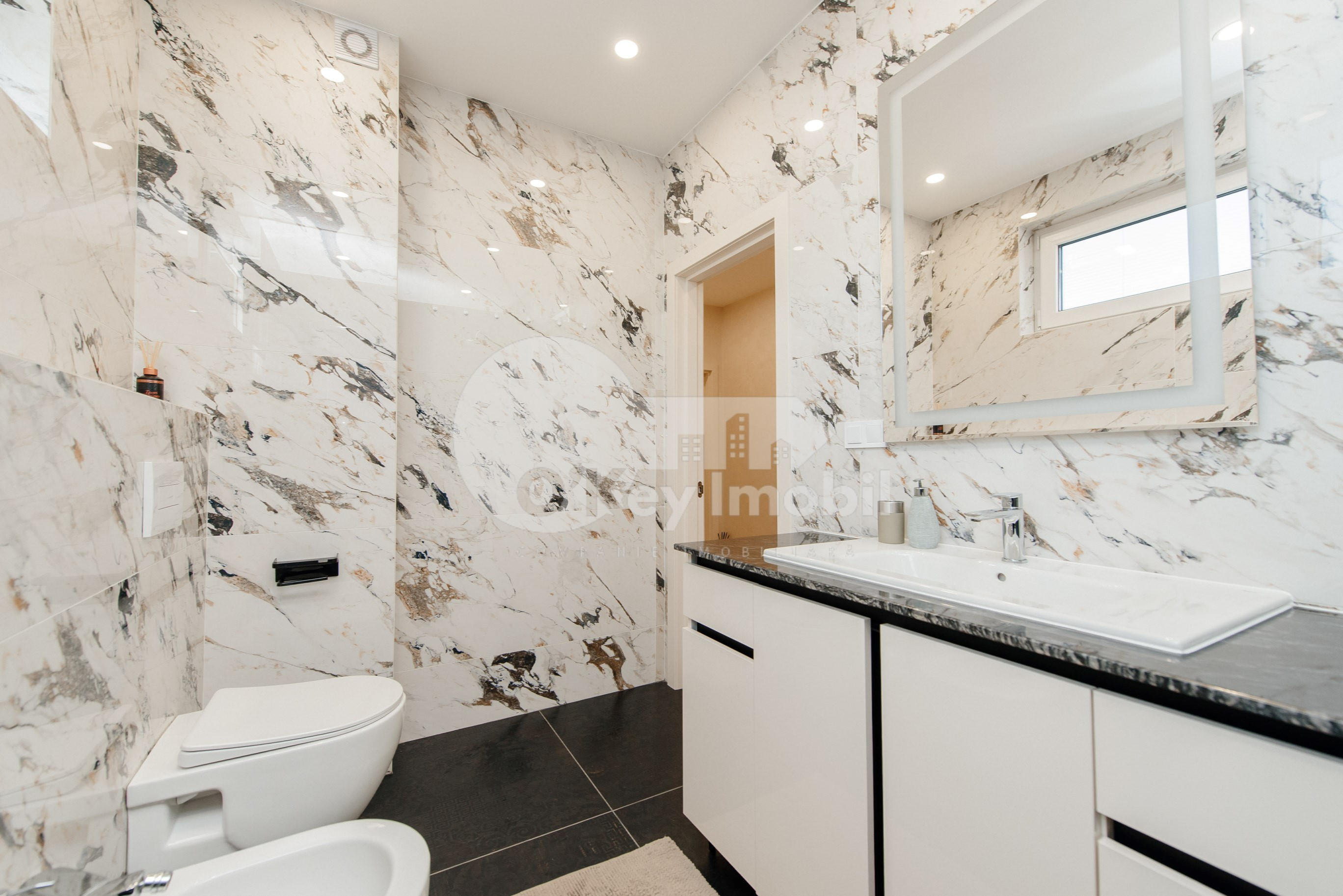 Casă,  Botanica, MUZELOR