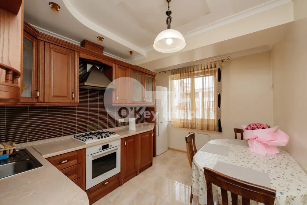 Apartament, Centru, LEV TOLSTOI