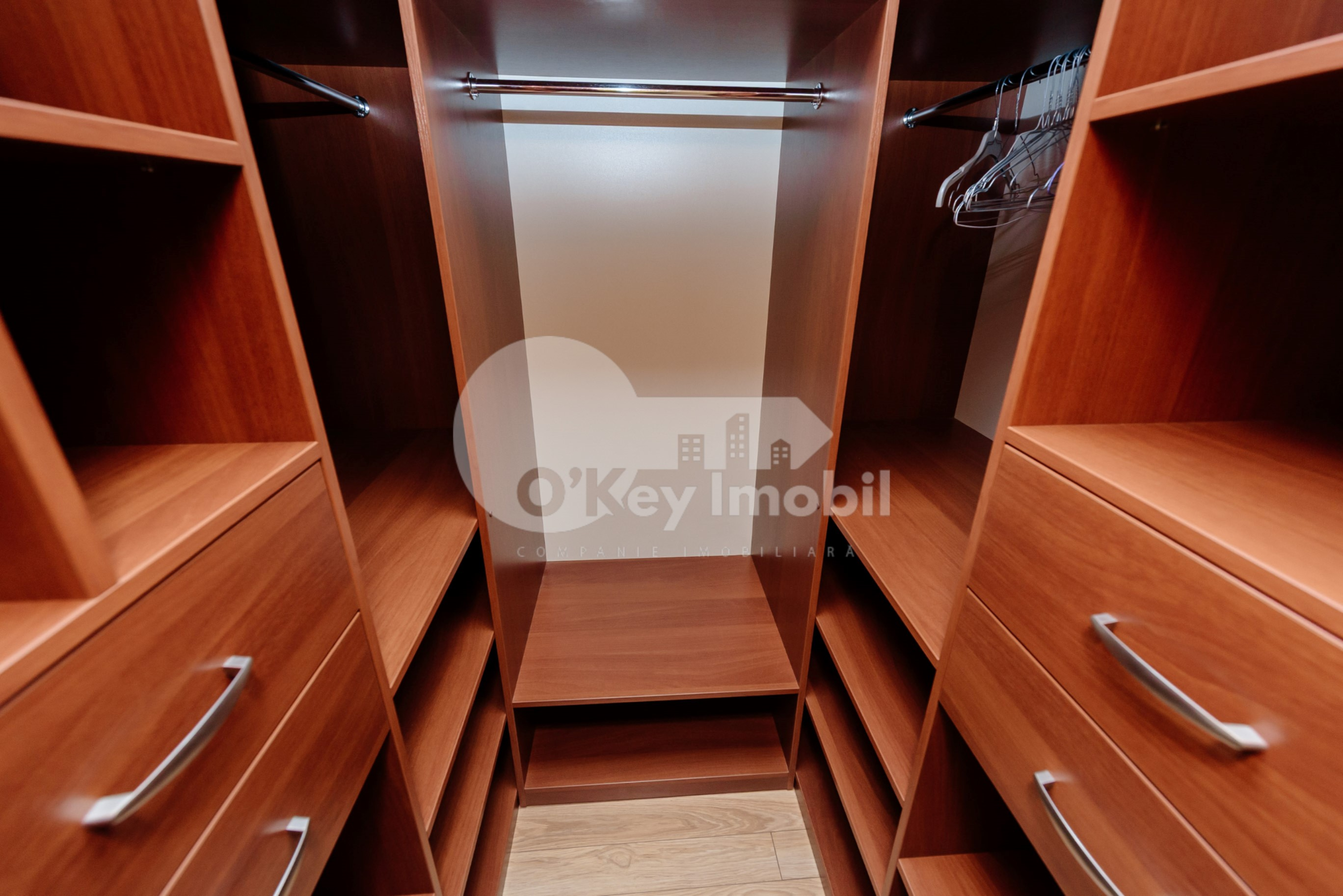 Apartament, Centru, LEV TOLSTOI