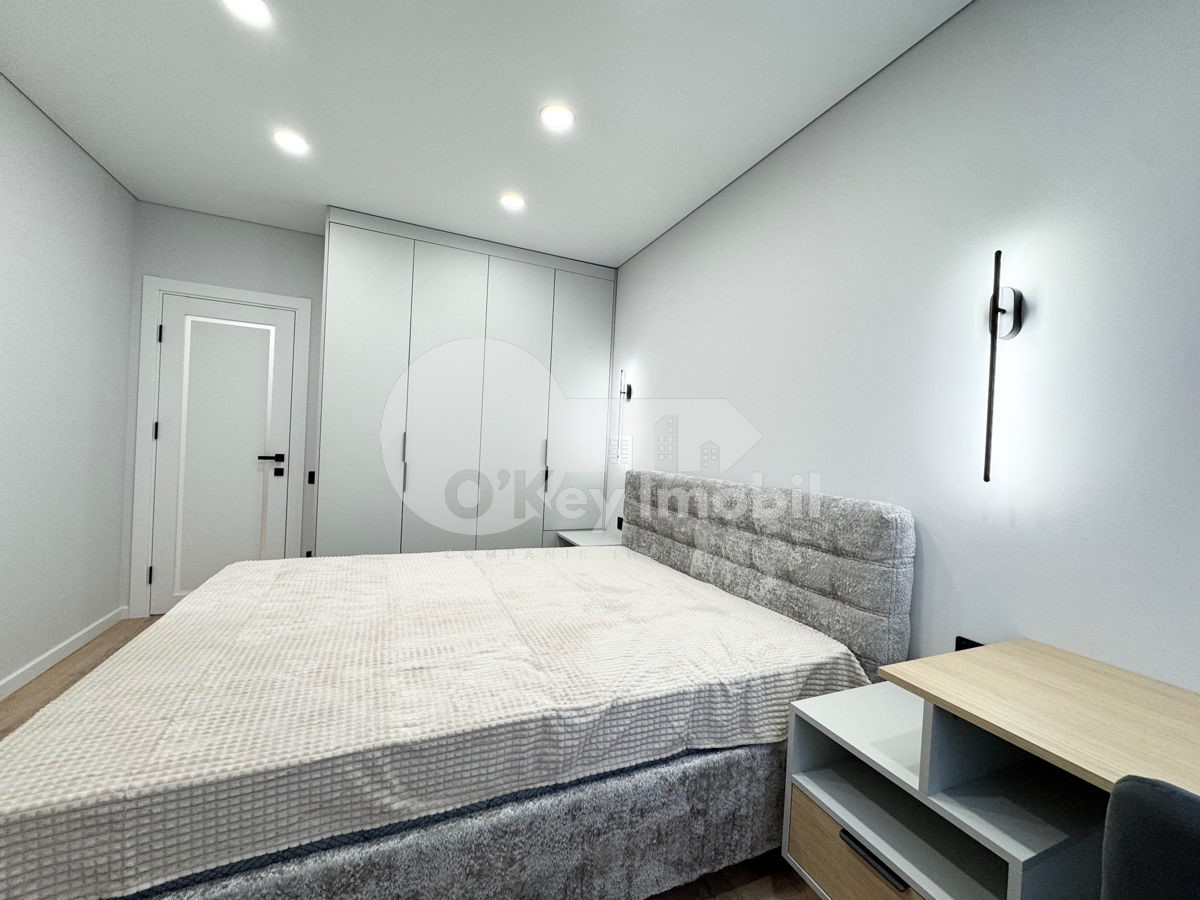 Apartament, Durlești, REGINA ELISABETA