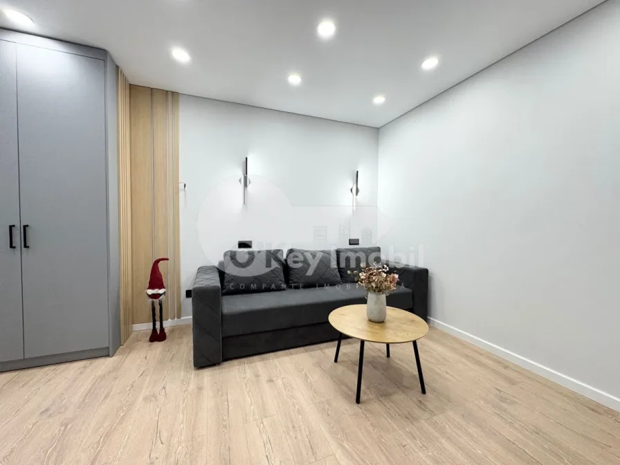 Apartament, Durlești, REGINA ELISABETA
