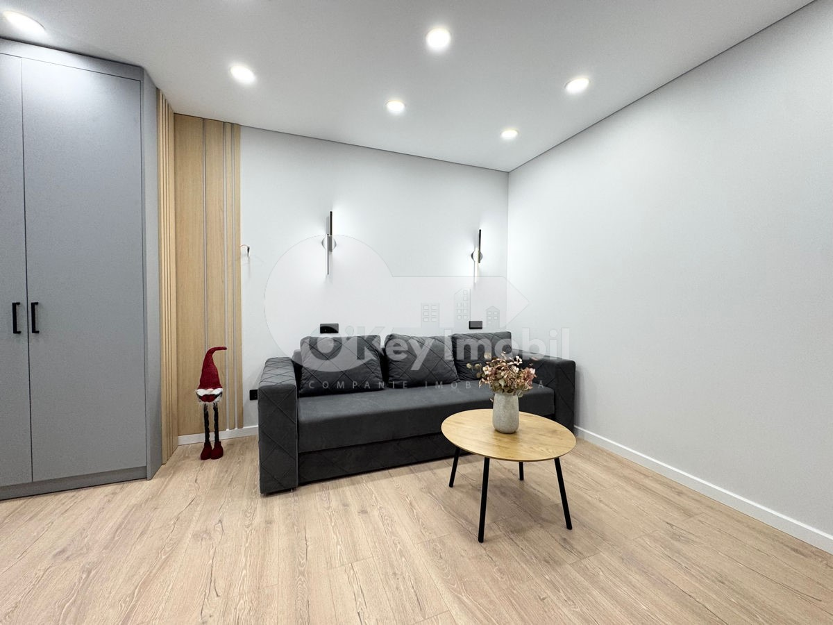 Apartament, Durlești, REGINA ELISABETA