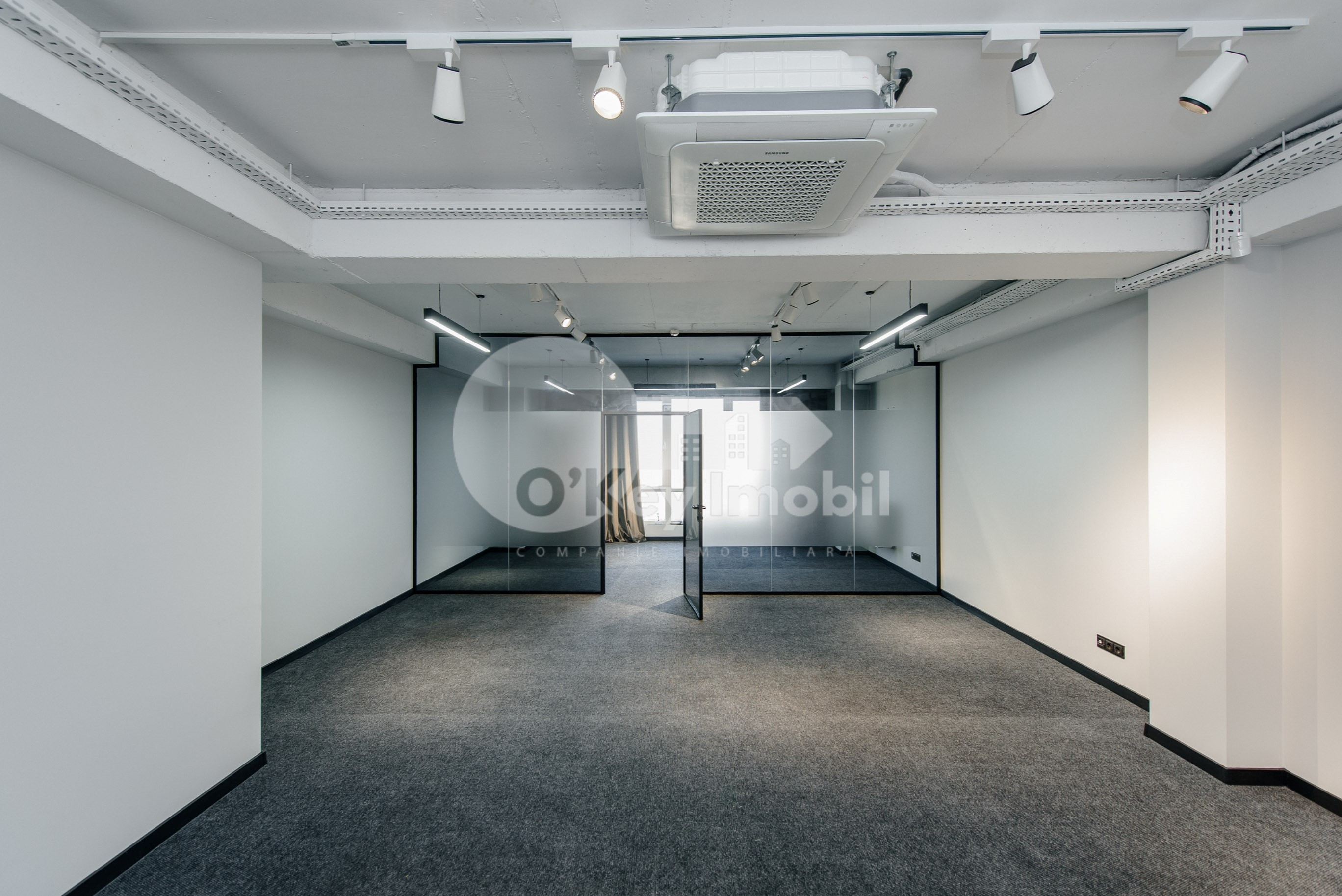 Oficiu, Centru, MIHAI EMINESCU