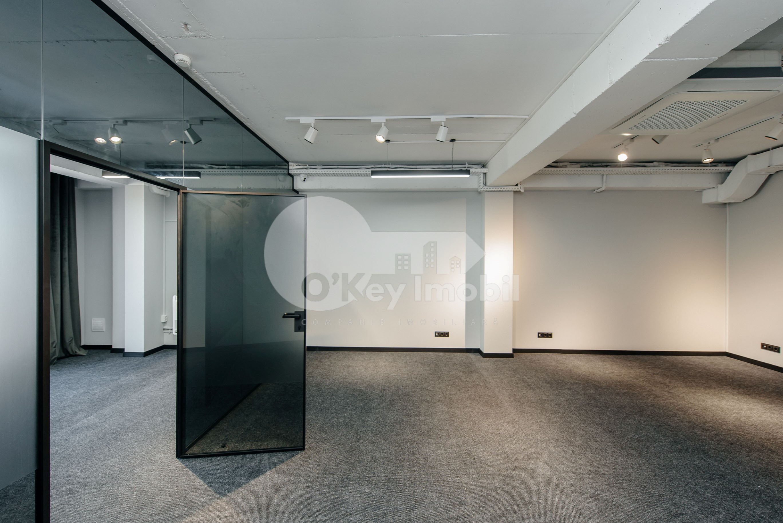 Oficiu, Centru, MIHAI EMINESCU