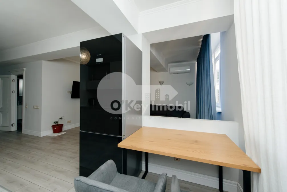Apartament, Centru, ROMANĂ