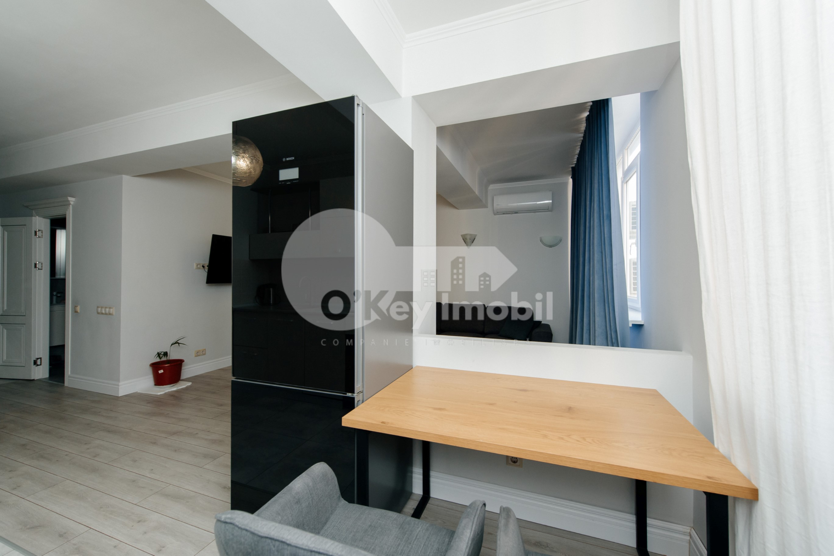 Apartament, Centru, ROMANĂ