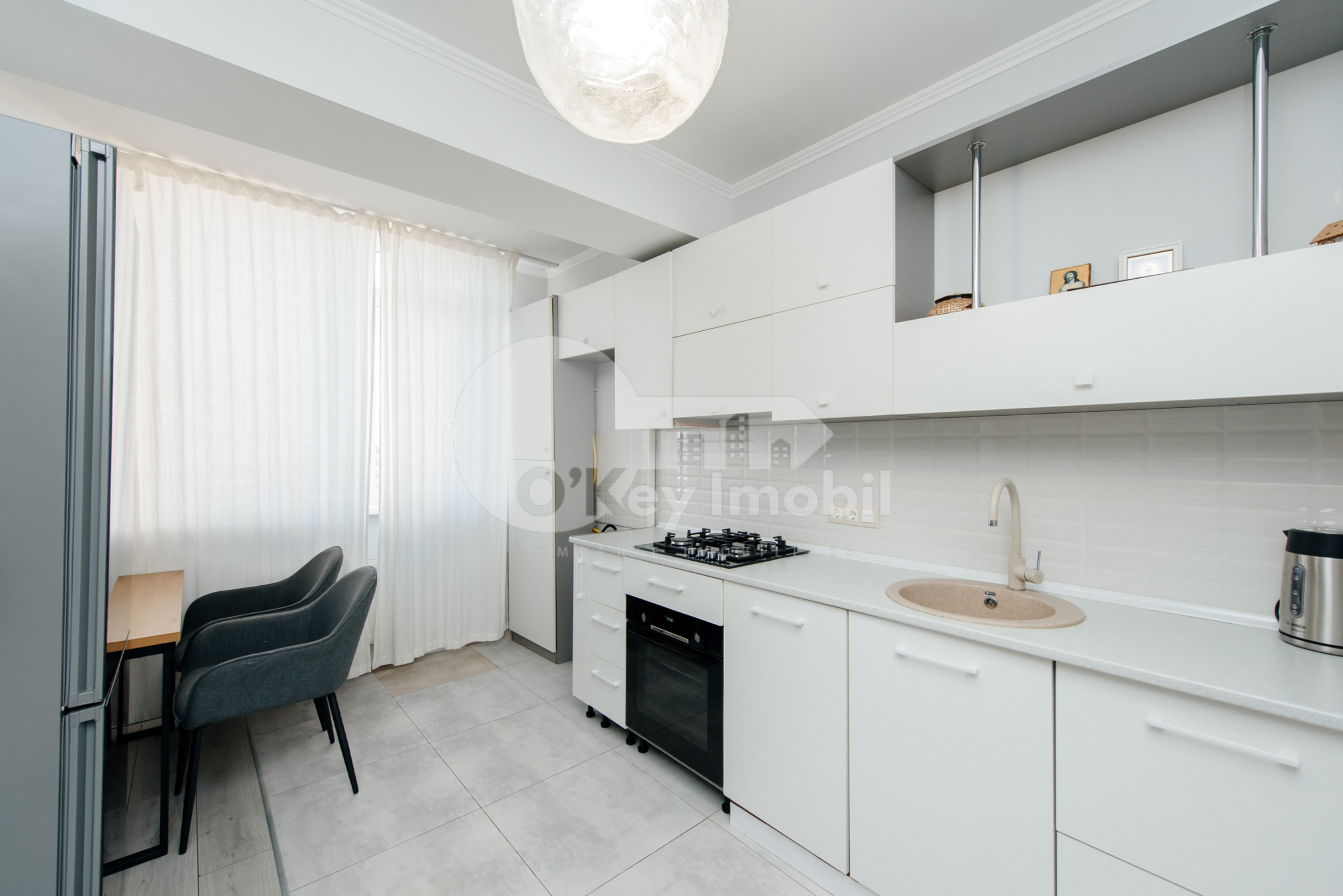 Apartament, Centru, ROMANĂ