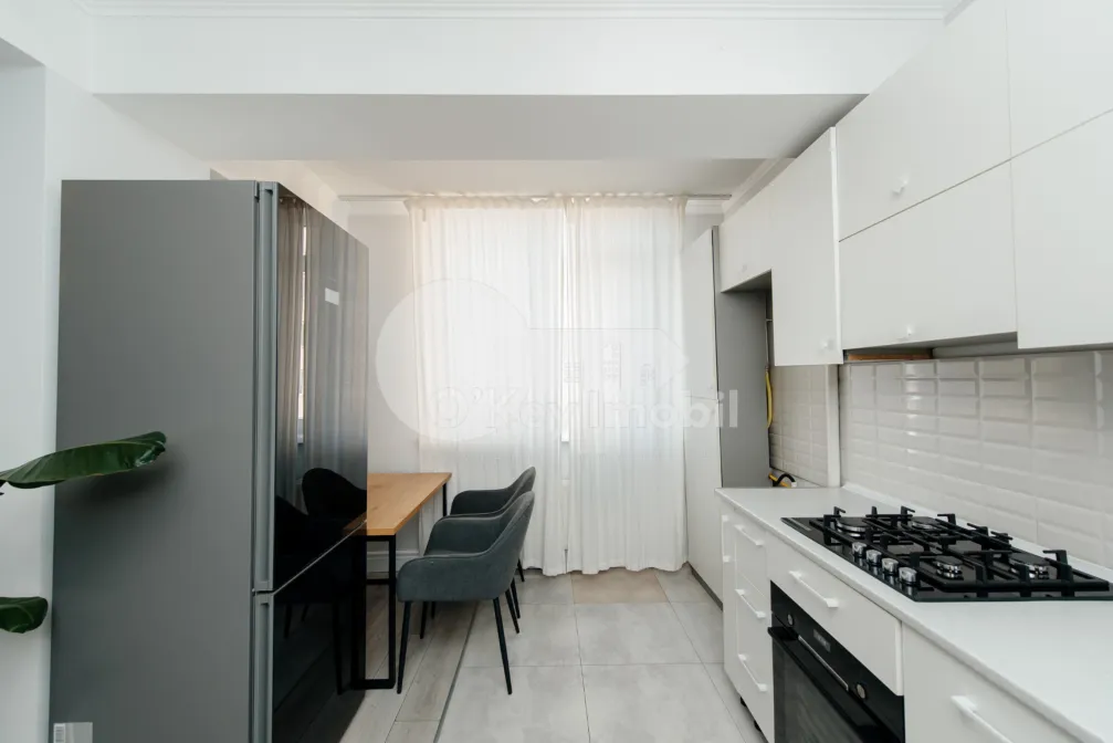 Apartament, Centru, ROMANĂ