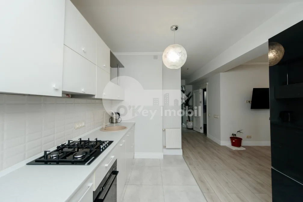 Apartament, Centru, ROMANĂ