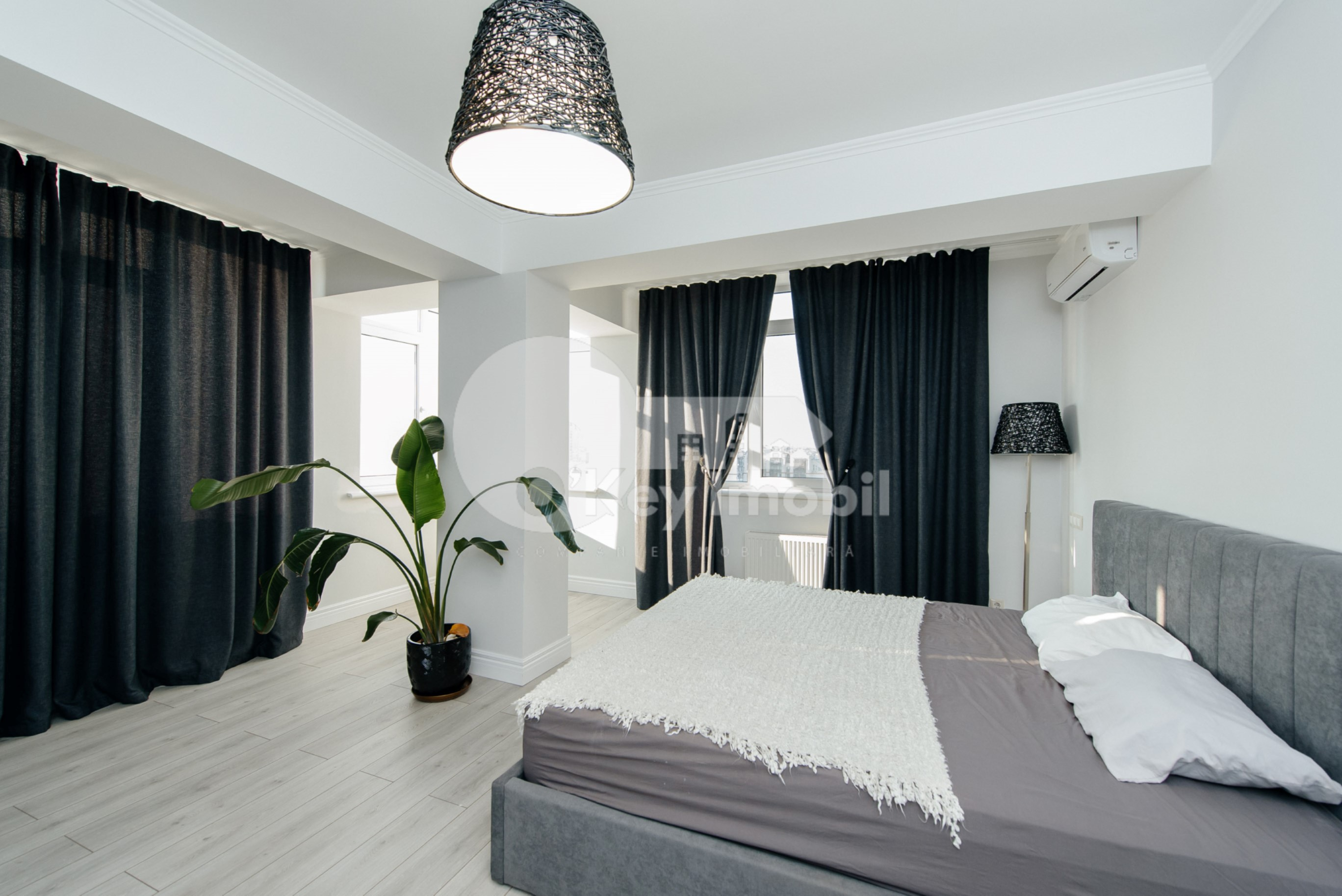 Apartament, Centru, ROMANĂ