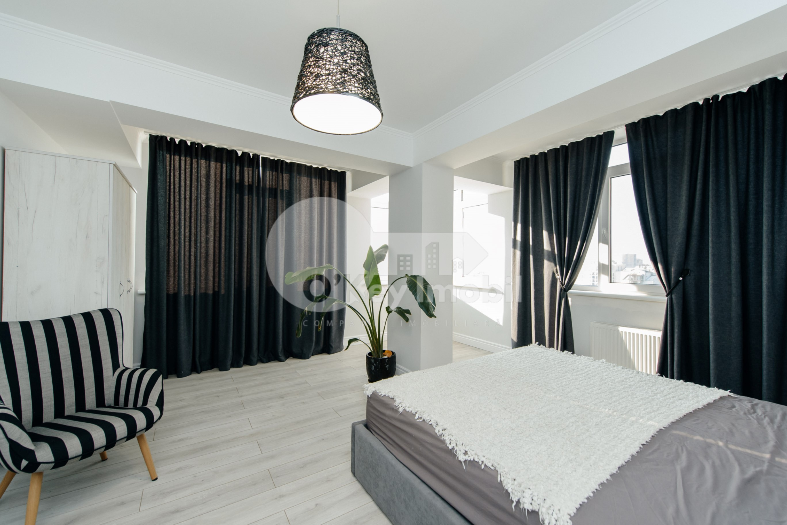 Apartament, Centru, ROMANĂ