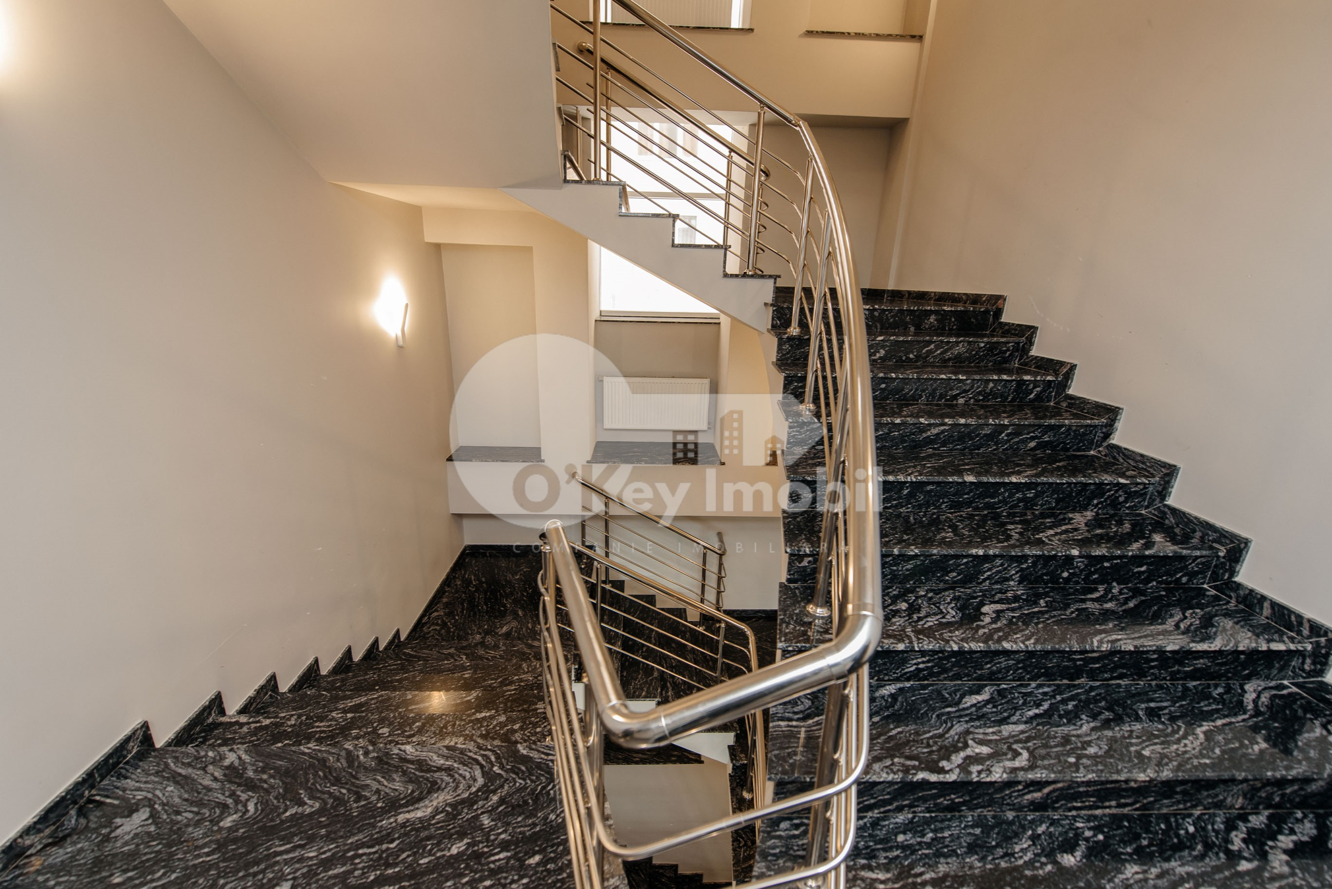 Oficiu, Centru, ALEXANDR PUȘKIN