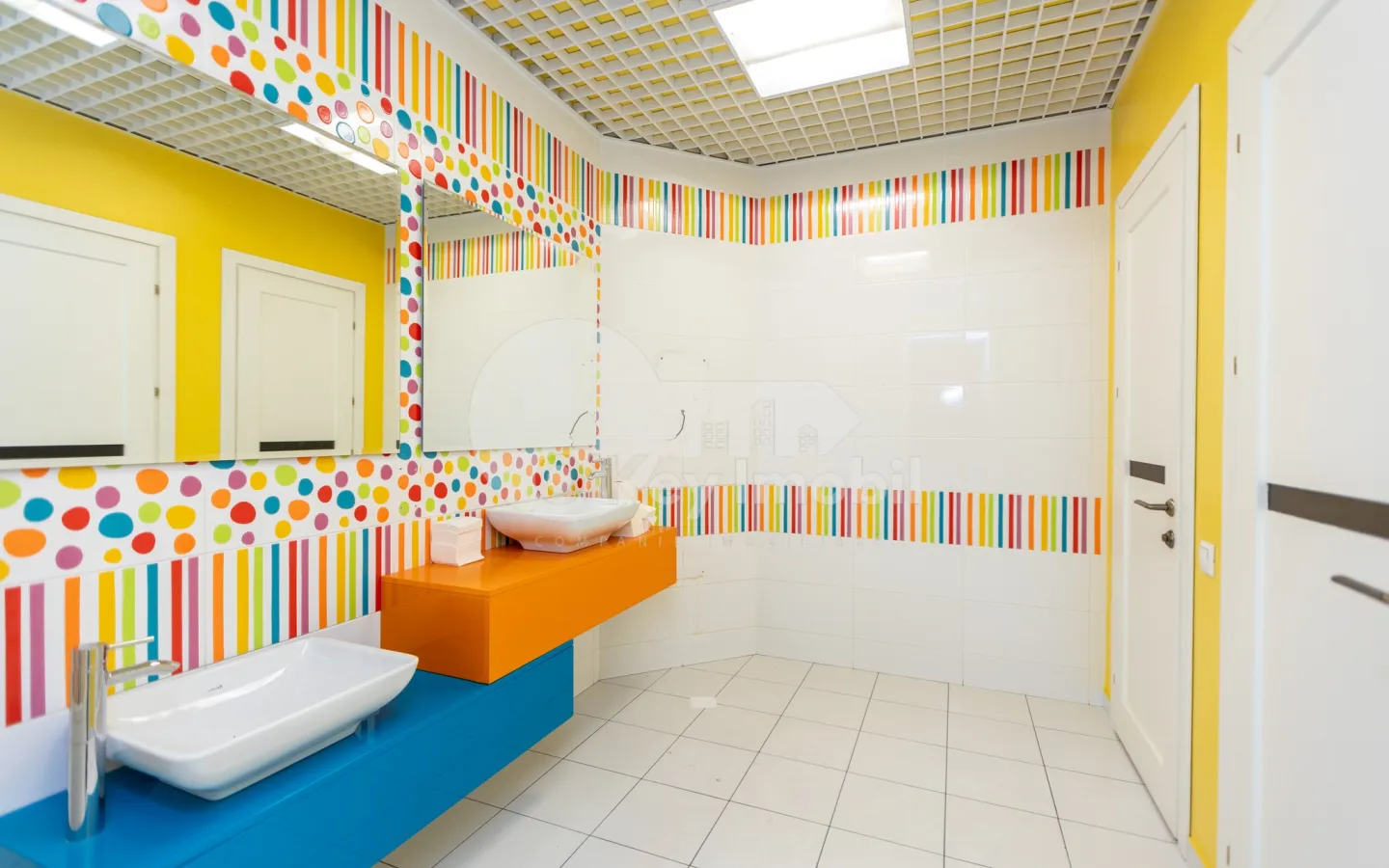 Oficiu, Centru, MIHAI VITEAZUL