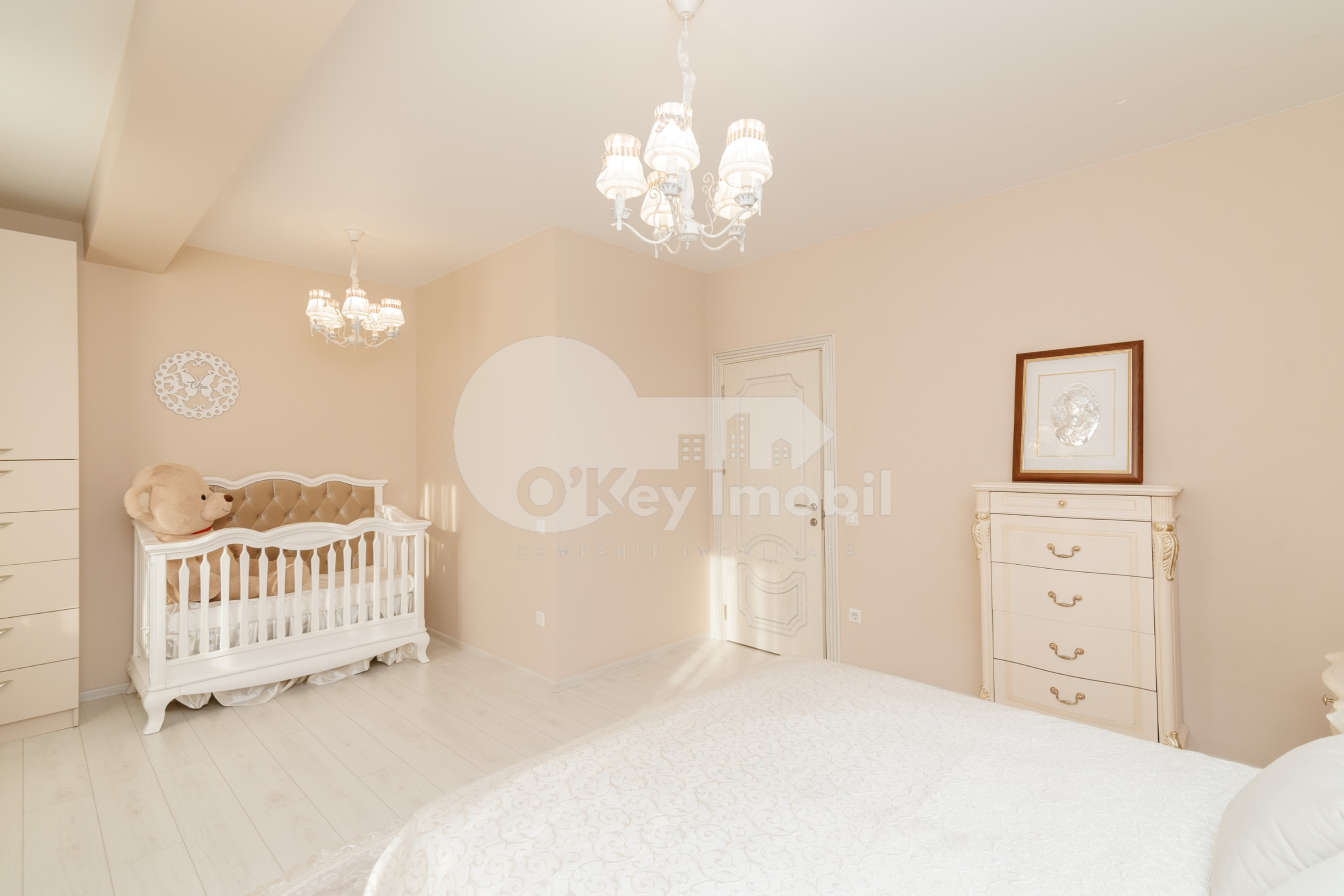 Townhouse, Centru, MELESTIU