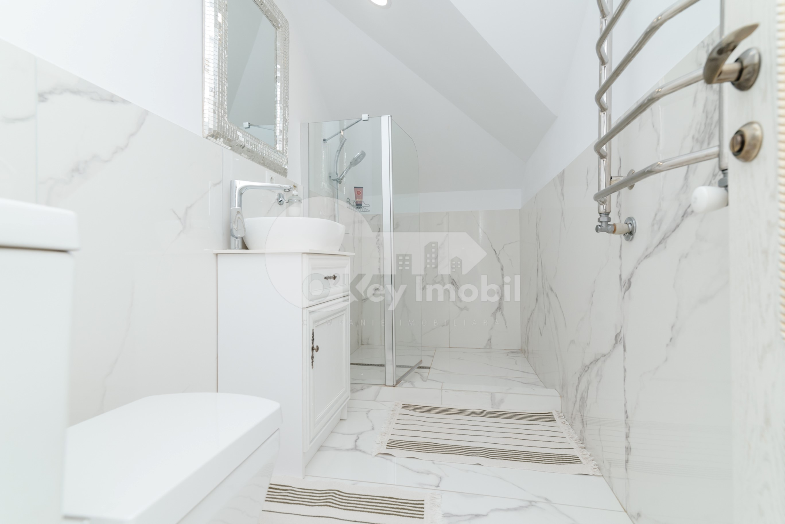 Townhouse, Centru, MELESTIU