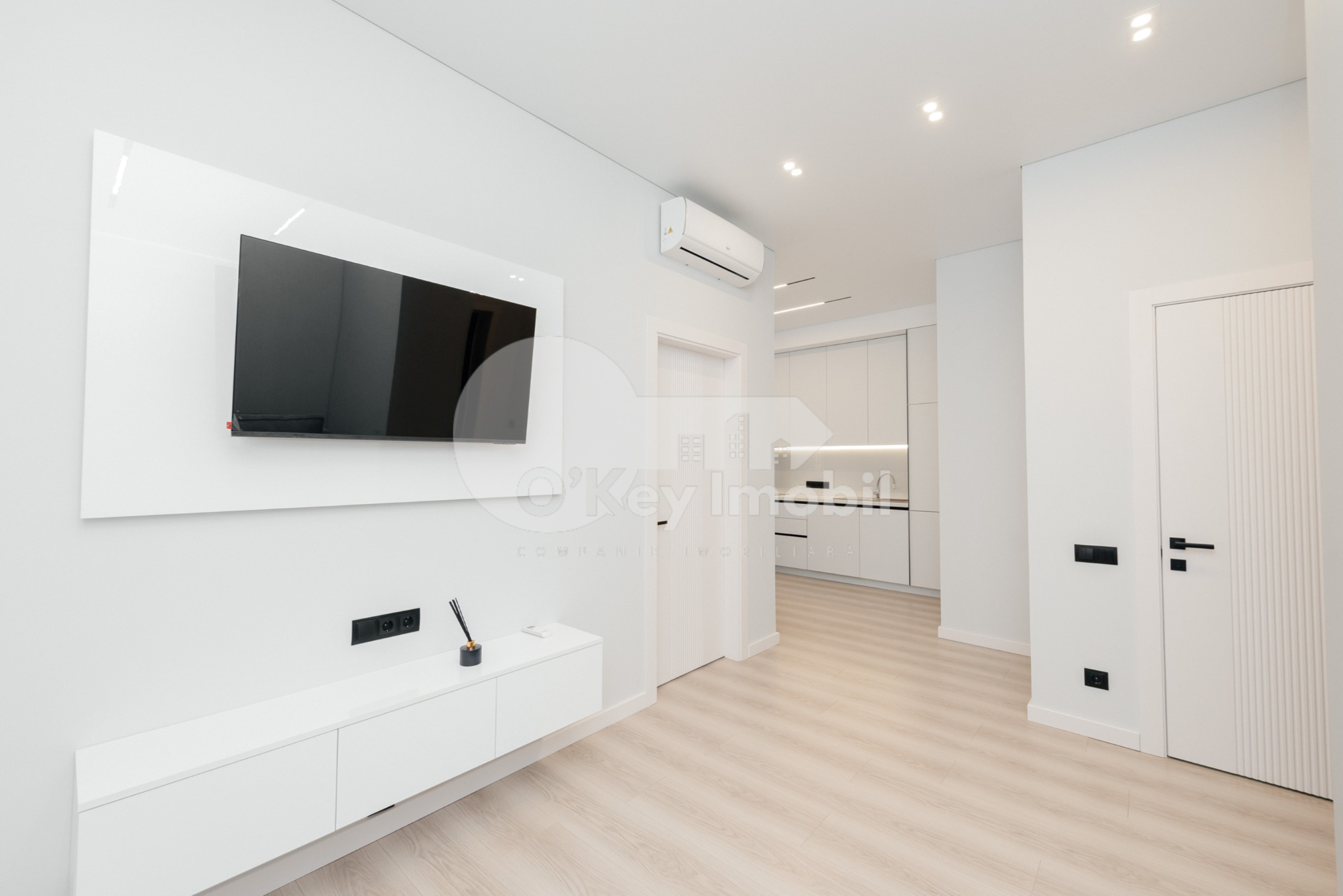 Apartament, Botanica, TUDOR STRIȘCĂ