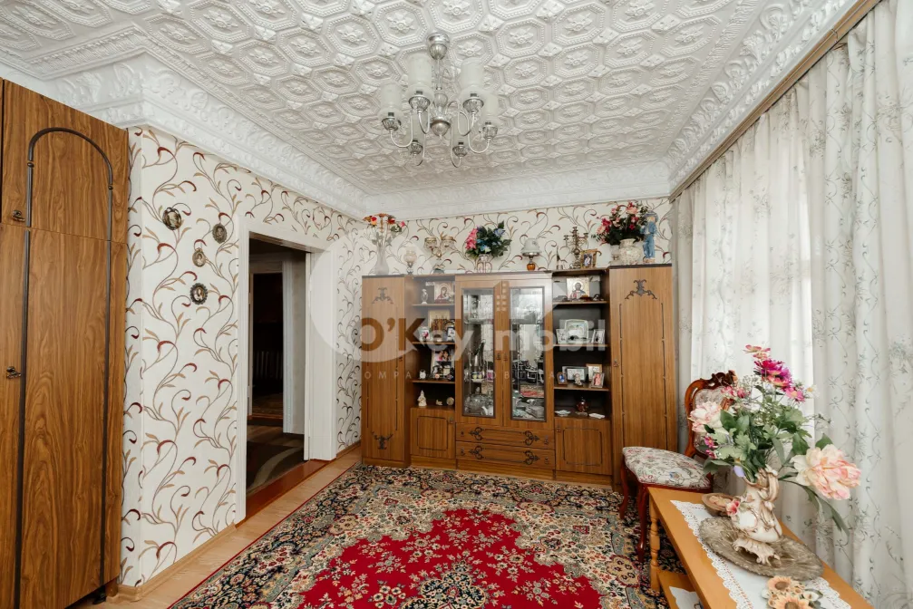 Casă, CRIULENI
