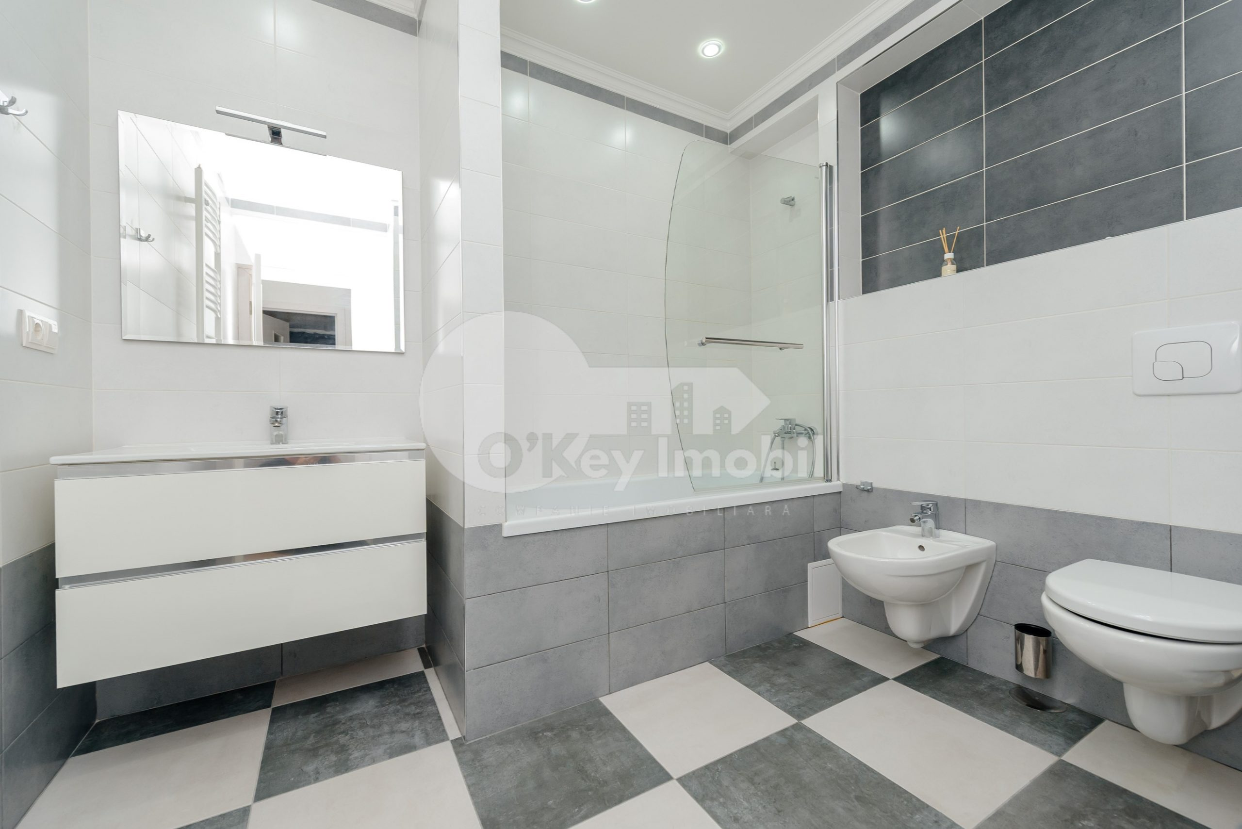 Apartament, Botanica, TUDOR STRIȘCĂ