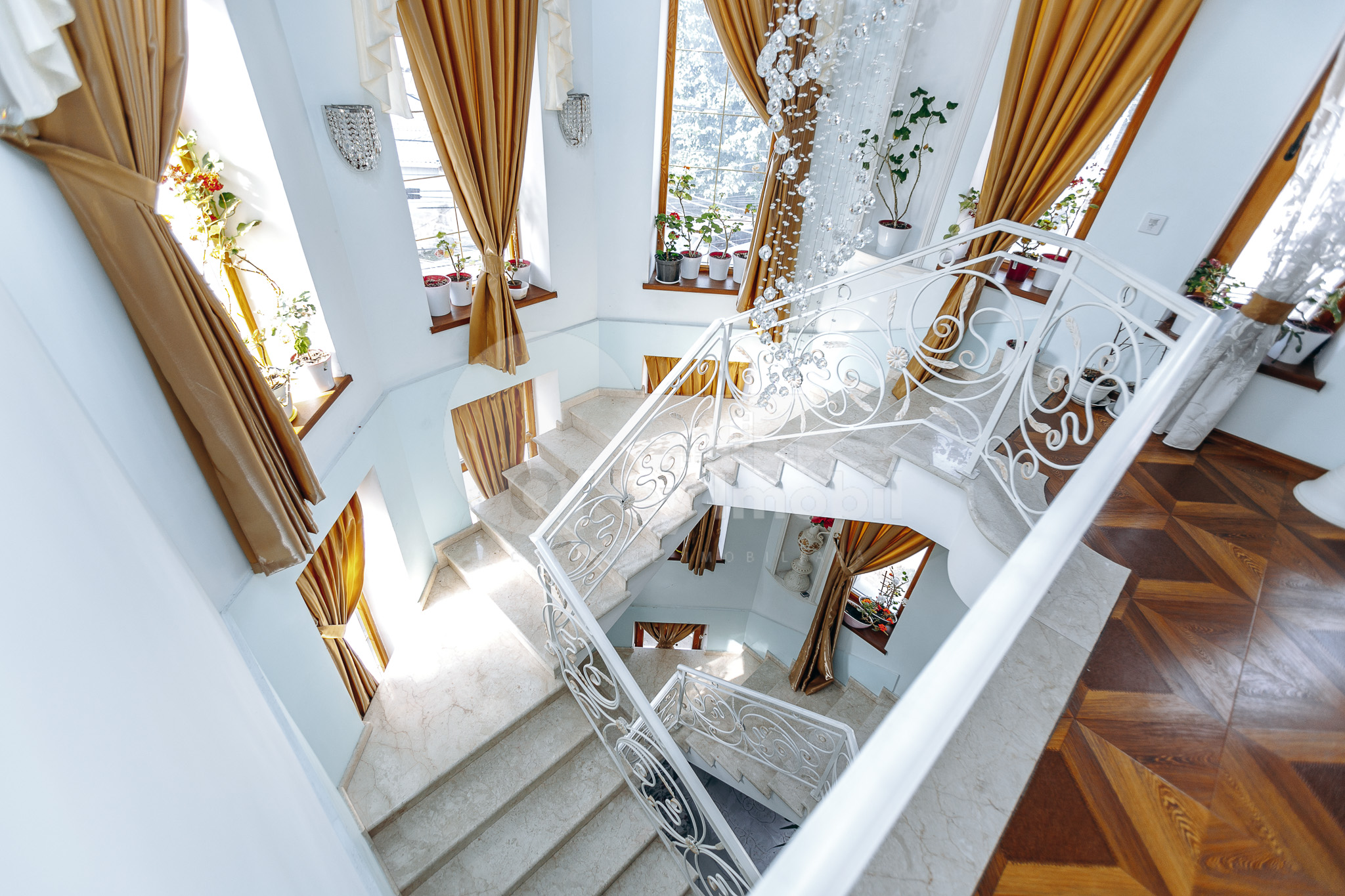 Casă, Centru, SF.GHEORGHE