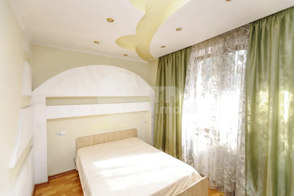 Дом, Центр, СФЫНТУЛ ГЕОРГЕ