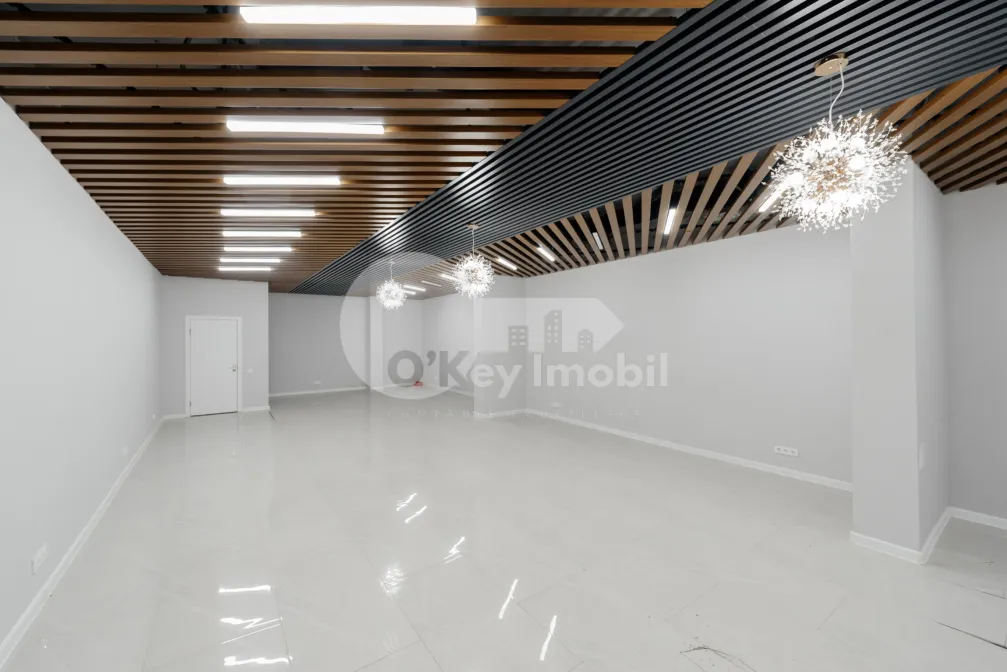 Spațiu comercial, DUMBRAVA