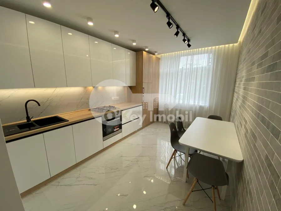 Квартира, Центр, Г. КАШУ