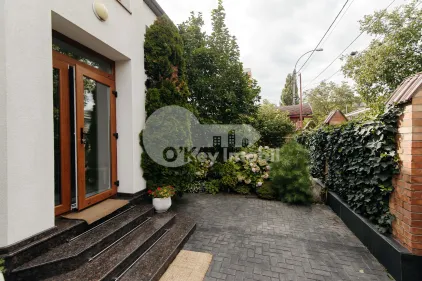 Дом, Буюканы, СУЧЕВИЦА