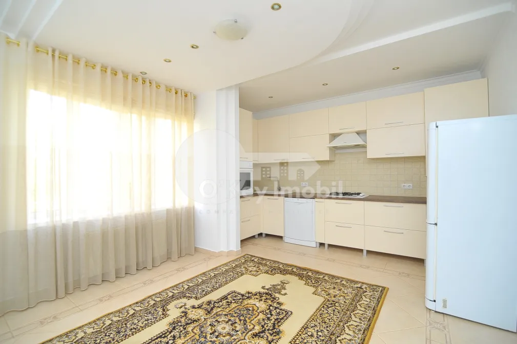 Дом, Центр, МОАРА РОШИЕ