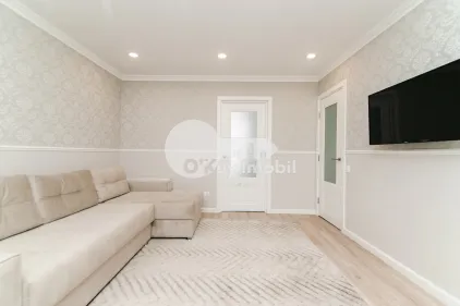 Apartament, Centru, MELESTIU