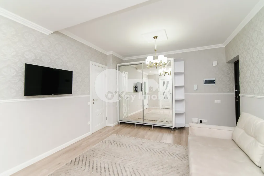 Apartament, Centru, MELESTIU