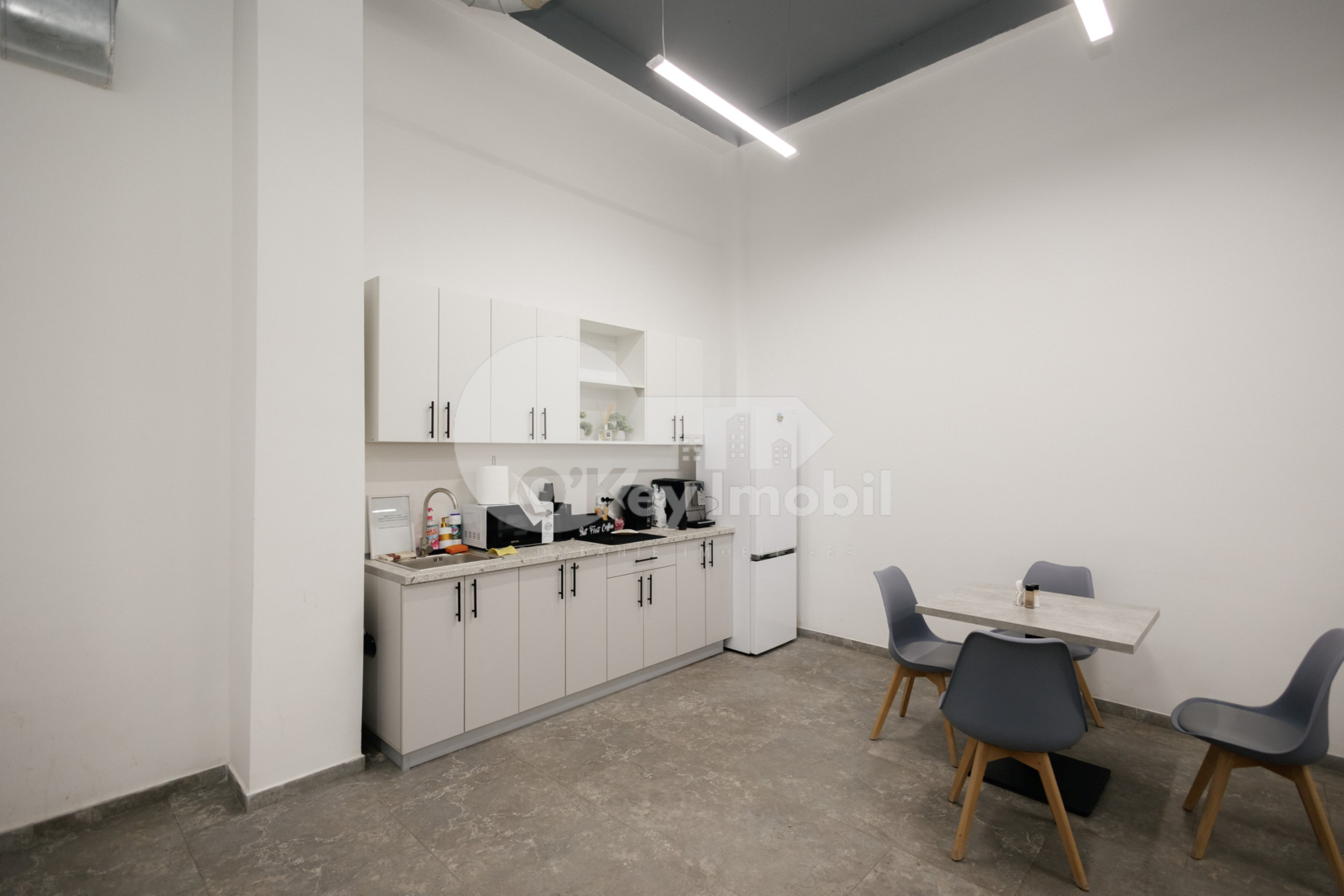 Spațiu comercial, Botanica, DECEBAL