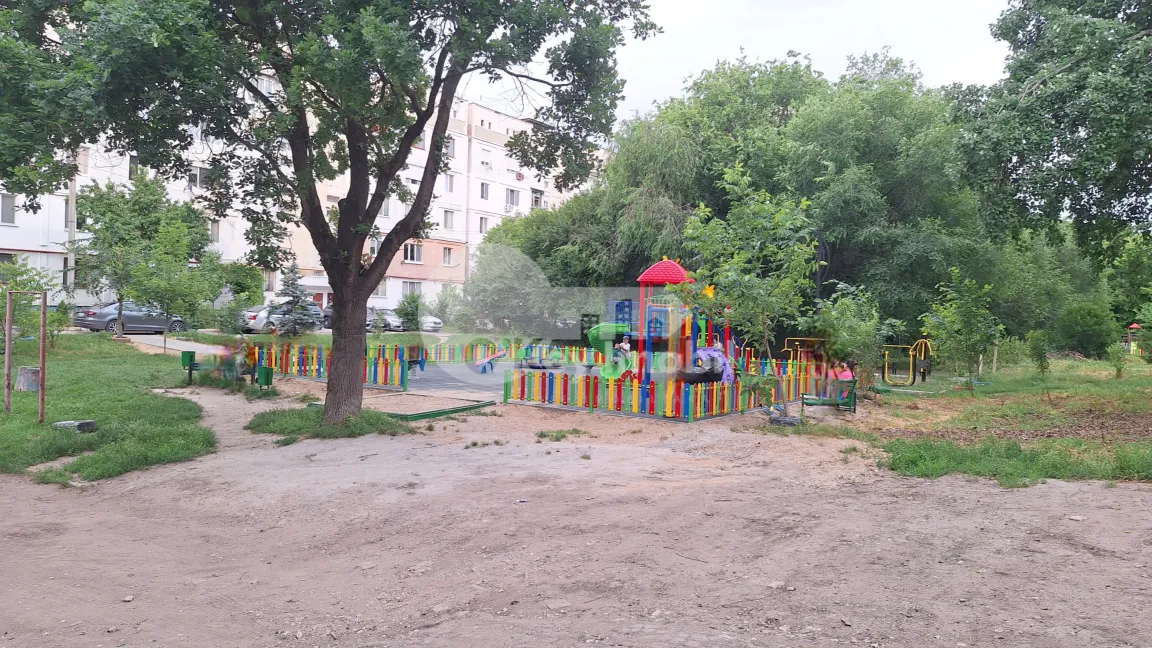 Квартира, Ботаника, КОСТЮЖЕНЬ