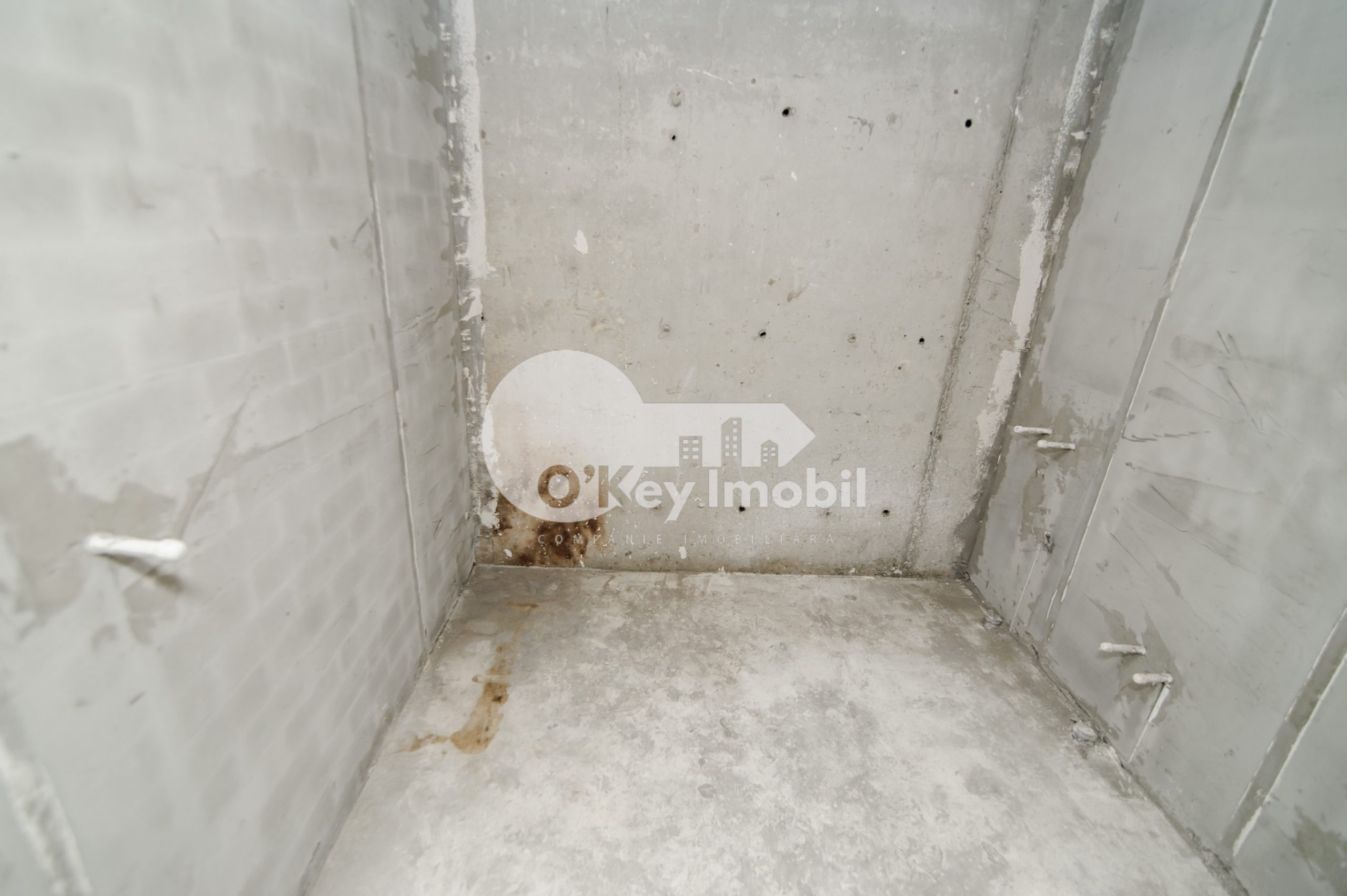 Apartament, STRĂȘENI