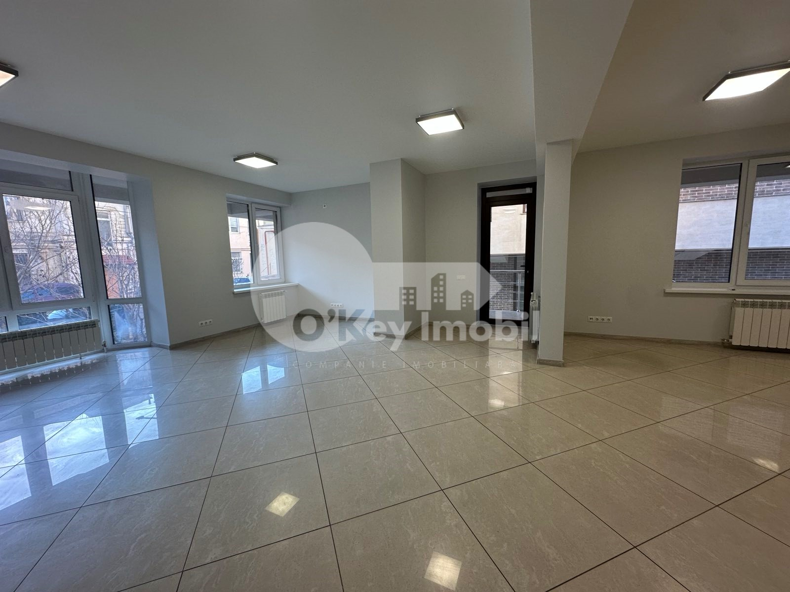 Spațiu comercial, Centru, VLAICU PÂRCĂLAB