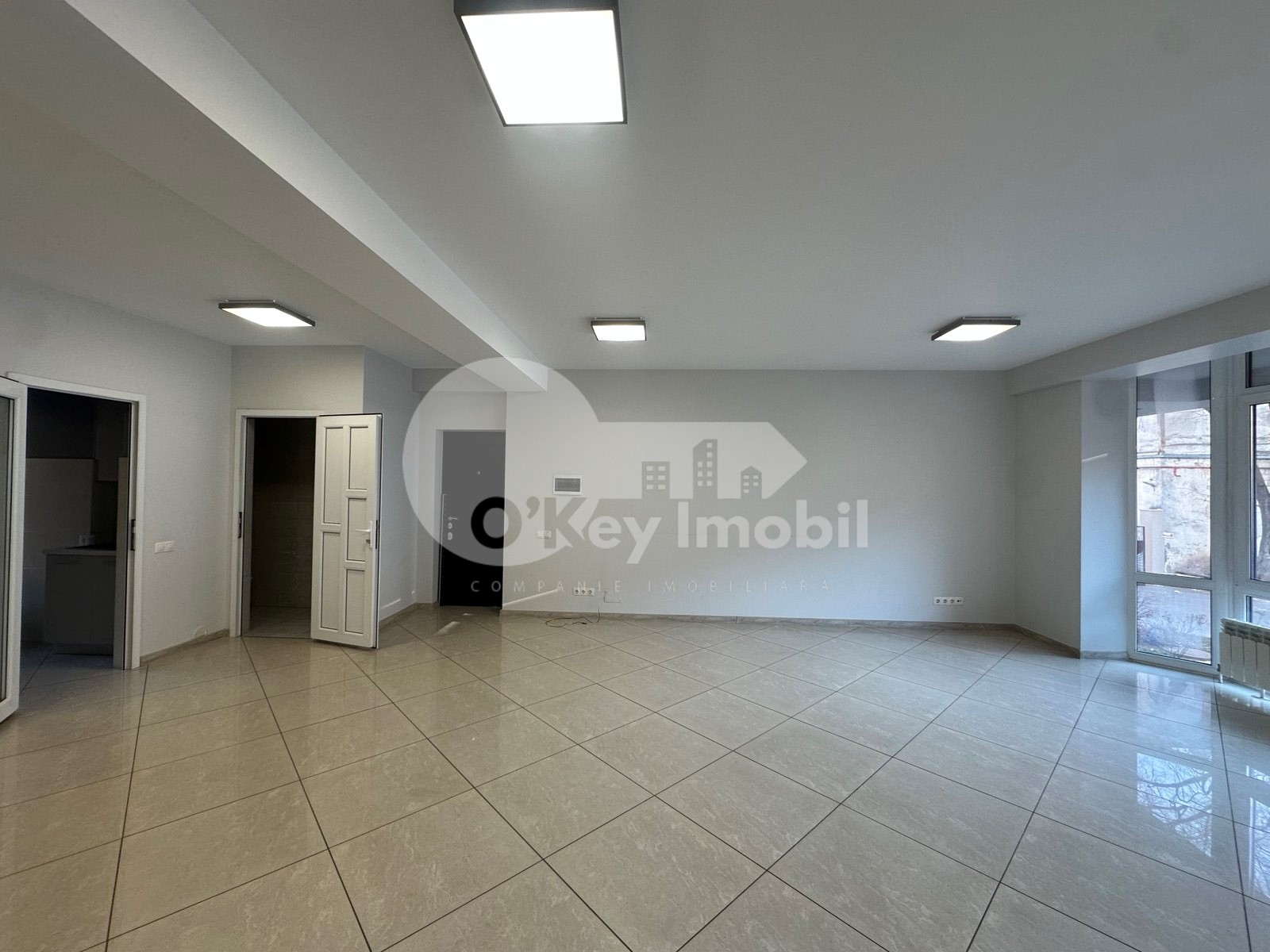 Spațiu comercial, Centru, VLAICU PÂRCĂLAB