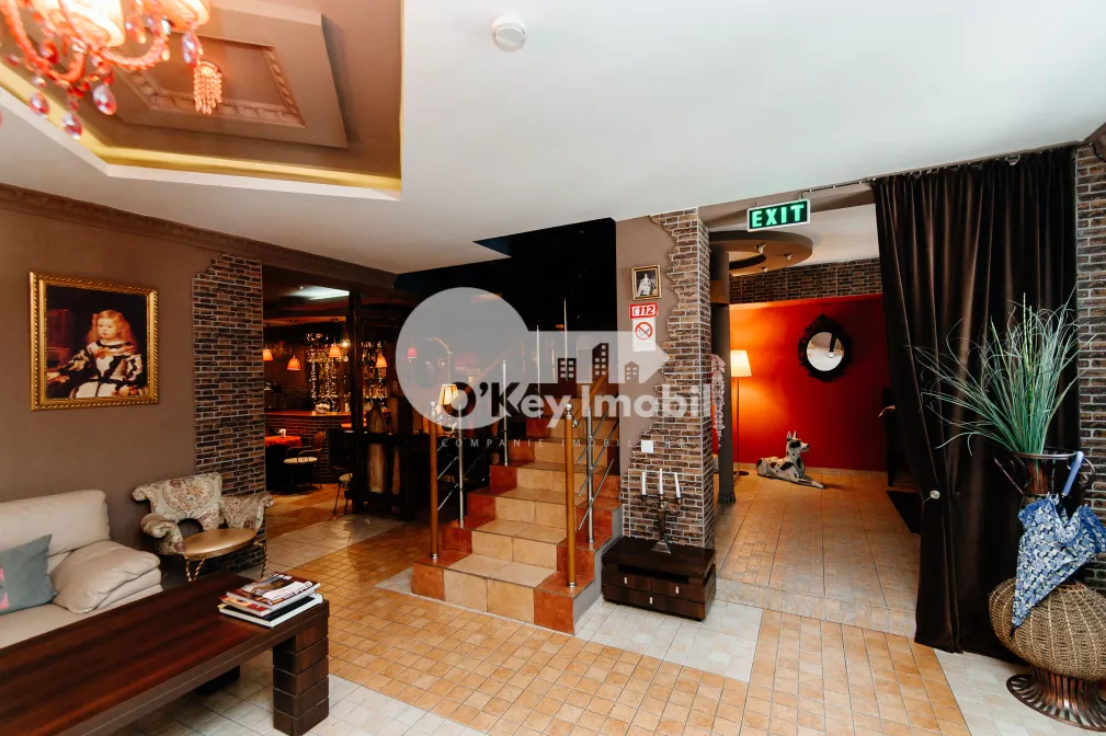 Дом, Центр, ВАСИЛЕ АЛЕКСАНДРИ