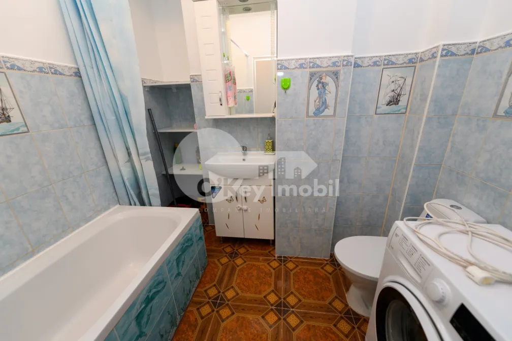 Квартира, Ботаника, ИОН КАСИАН СУРУЧАНУ