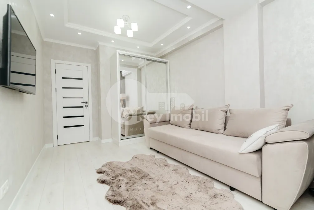 Apartament, Centru, ROMANĂ