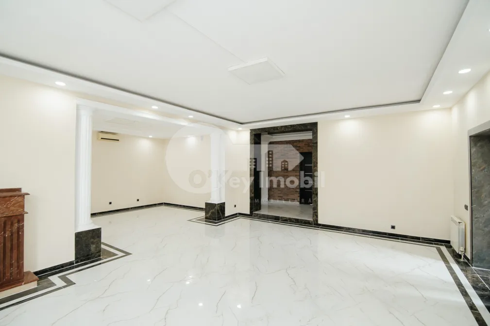 Офис, Центр, 31 АВГУСТА