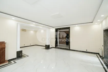 Офис, Центр, 31 АВГУСТА