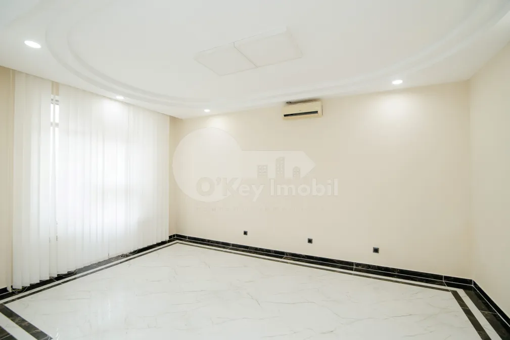 Офис, Центр, 31 АВГУСТА