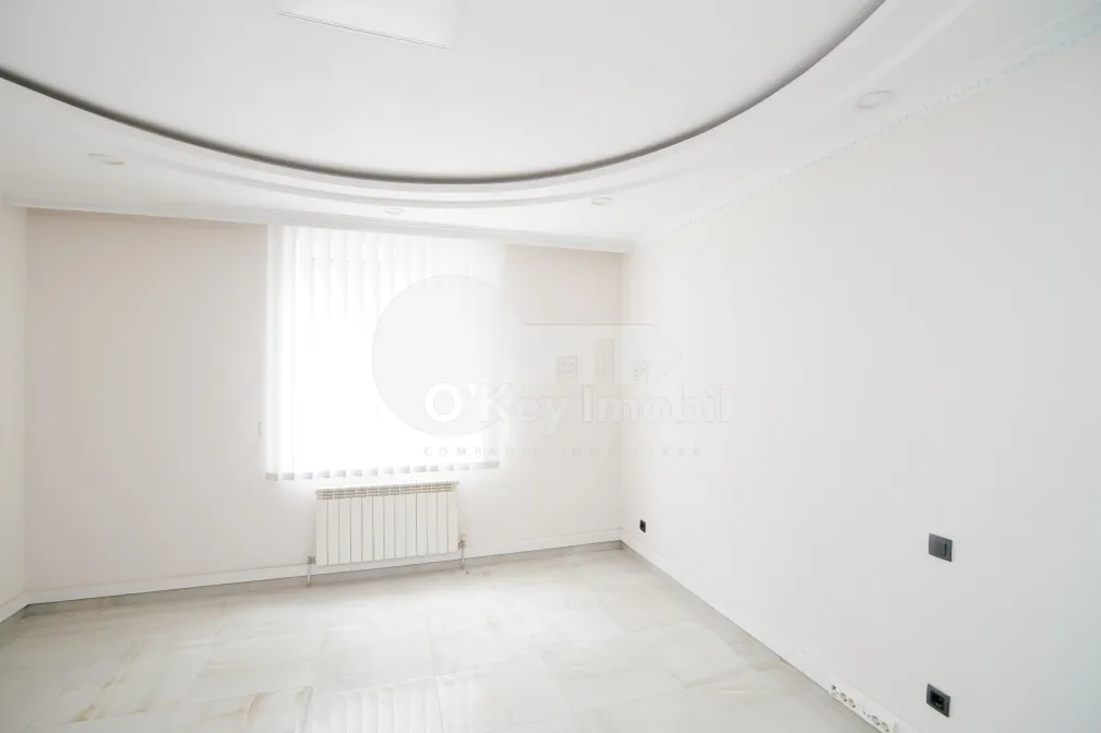 Офис, Центр, 31 АВГУСТА