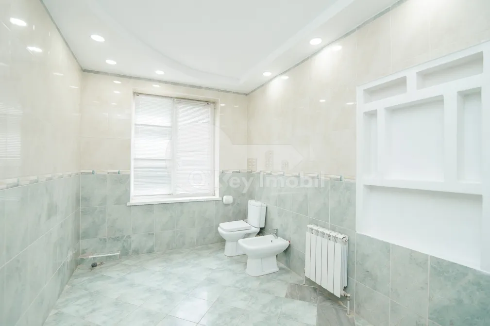 Офис, Центр, 31 АВГУСТА